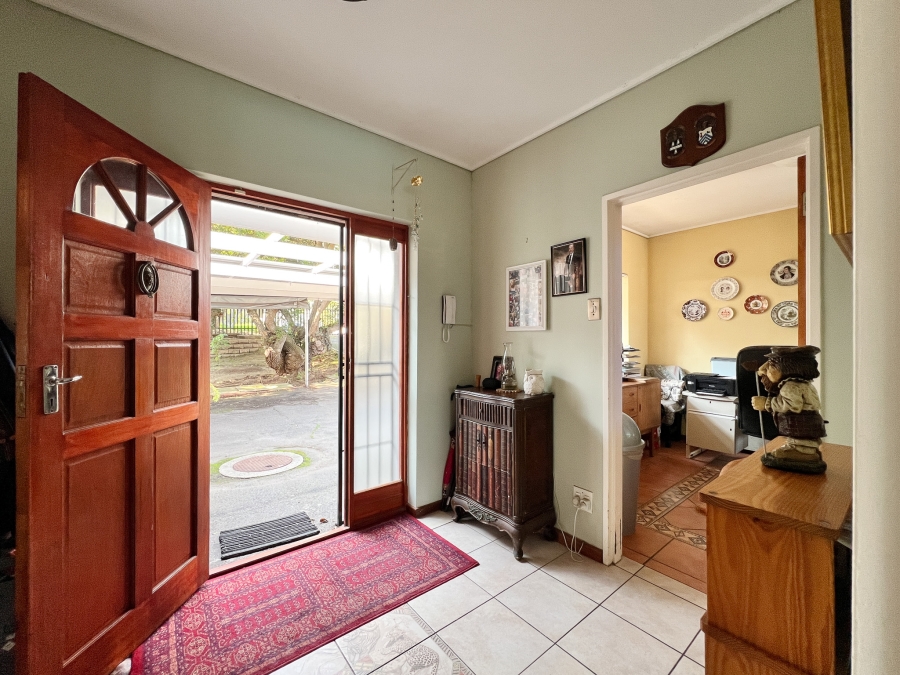 4 Bedroom Property for Sale in Kenridge Western Cape